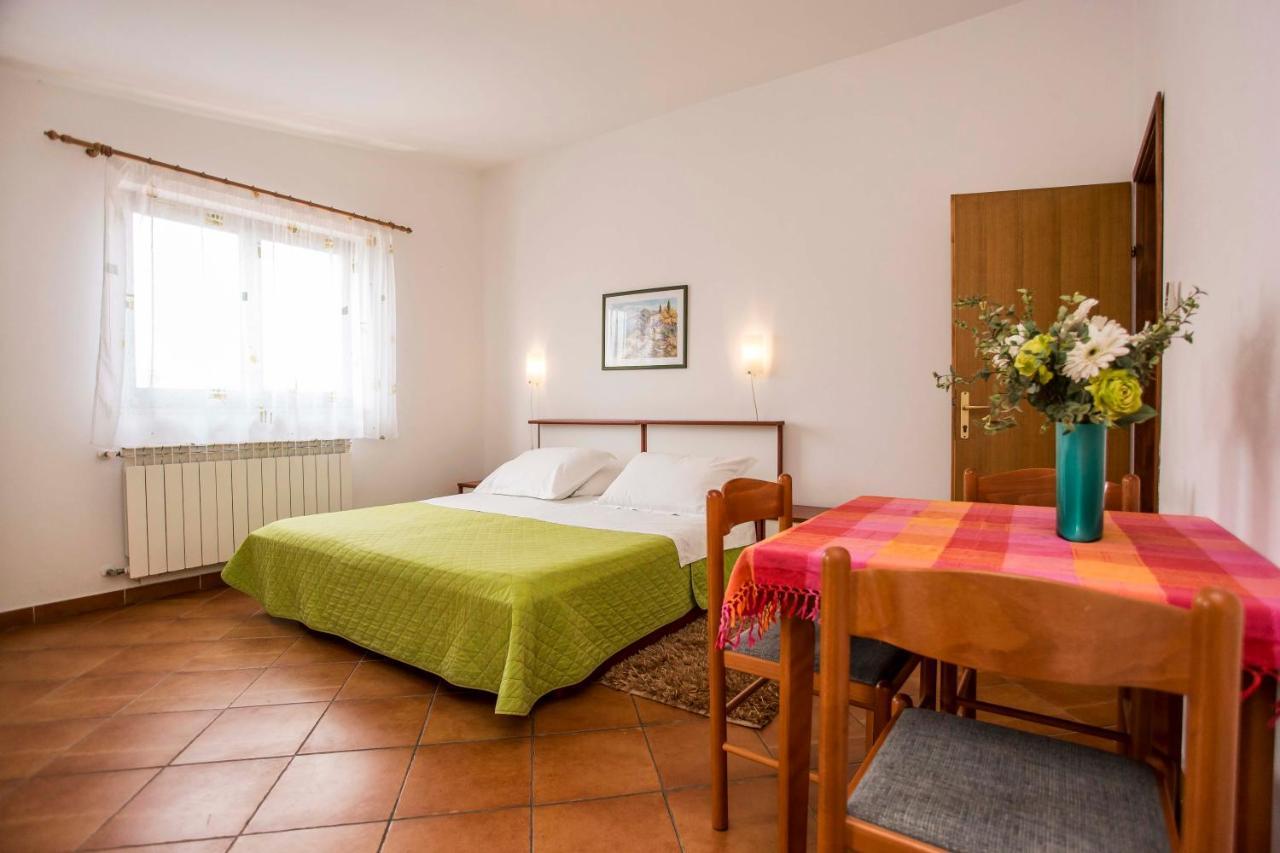 Apartments Romano Rovinj Buitenkant foto