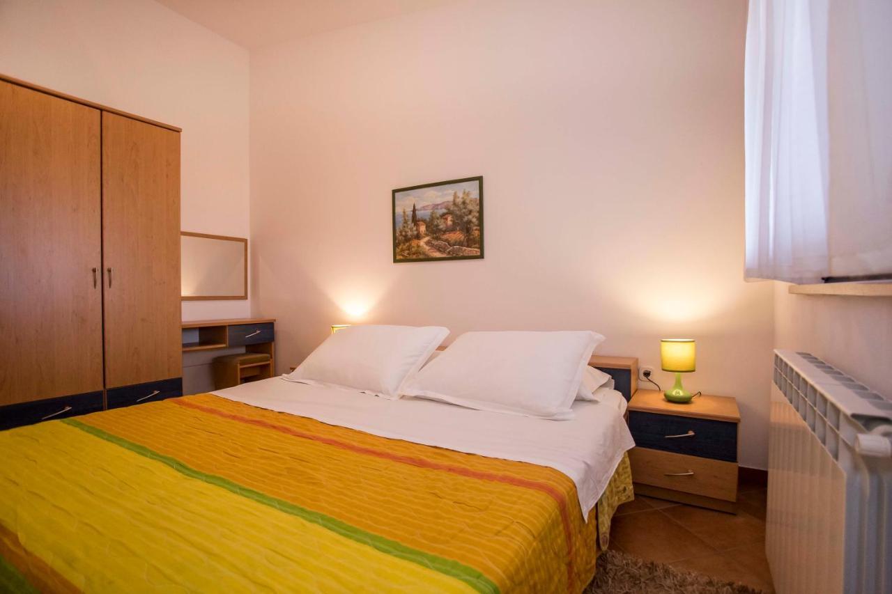 Apartments Romano Rovinj Buitenkant foto
