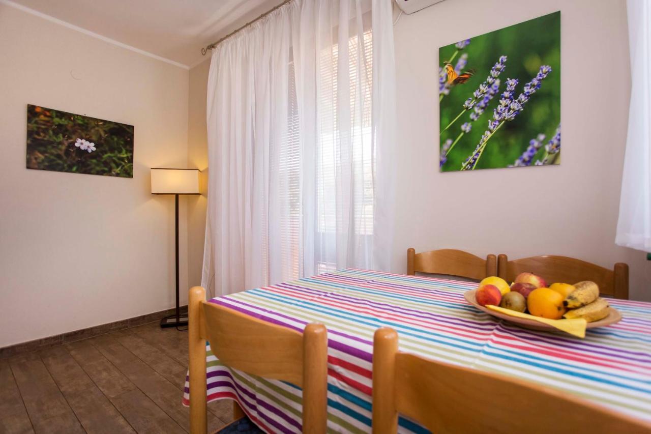Apartments Romano Rovinj Buitenkant foto