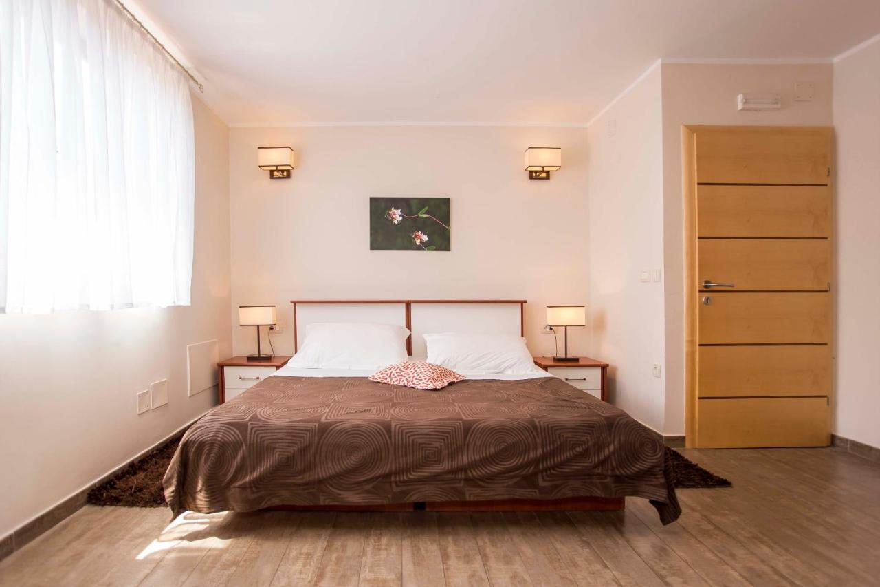 Apartments Romano Rovinj Buitenkant foto