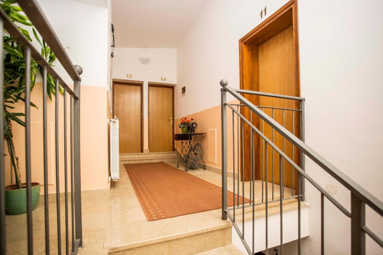 Apartments Romano Rovinj Buitenkant foto